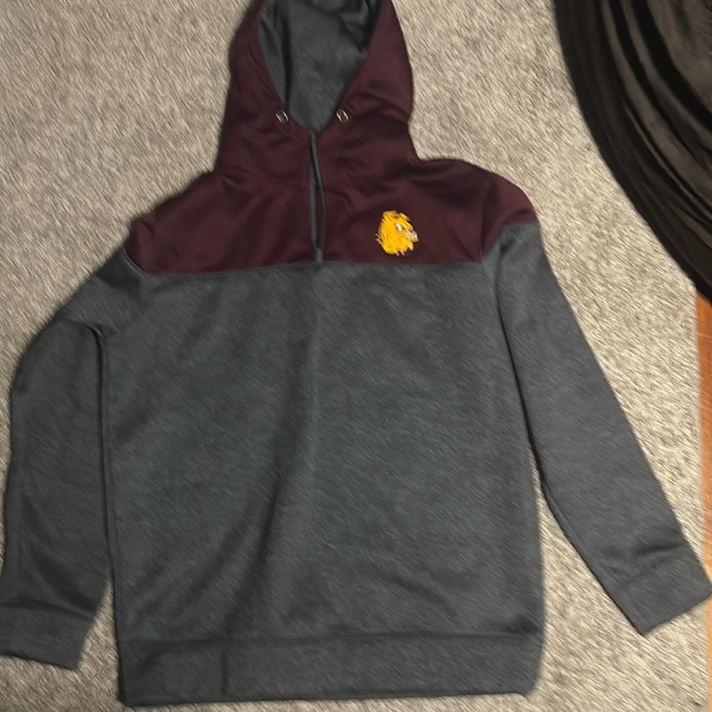 1/4 zip hoodie, large, good fit